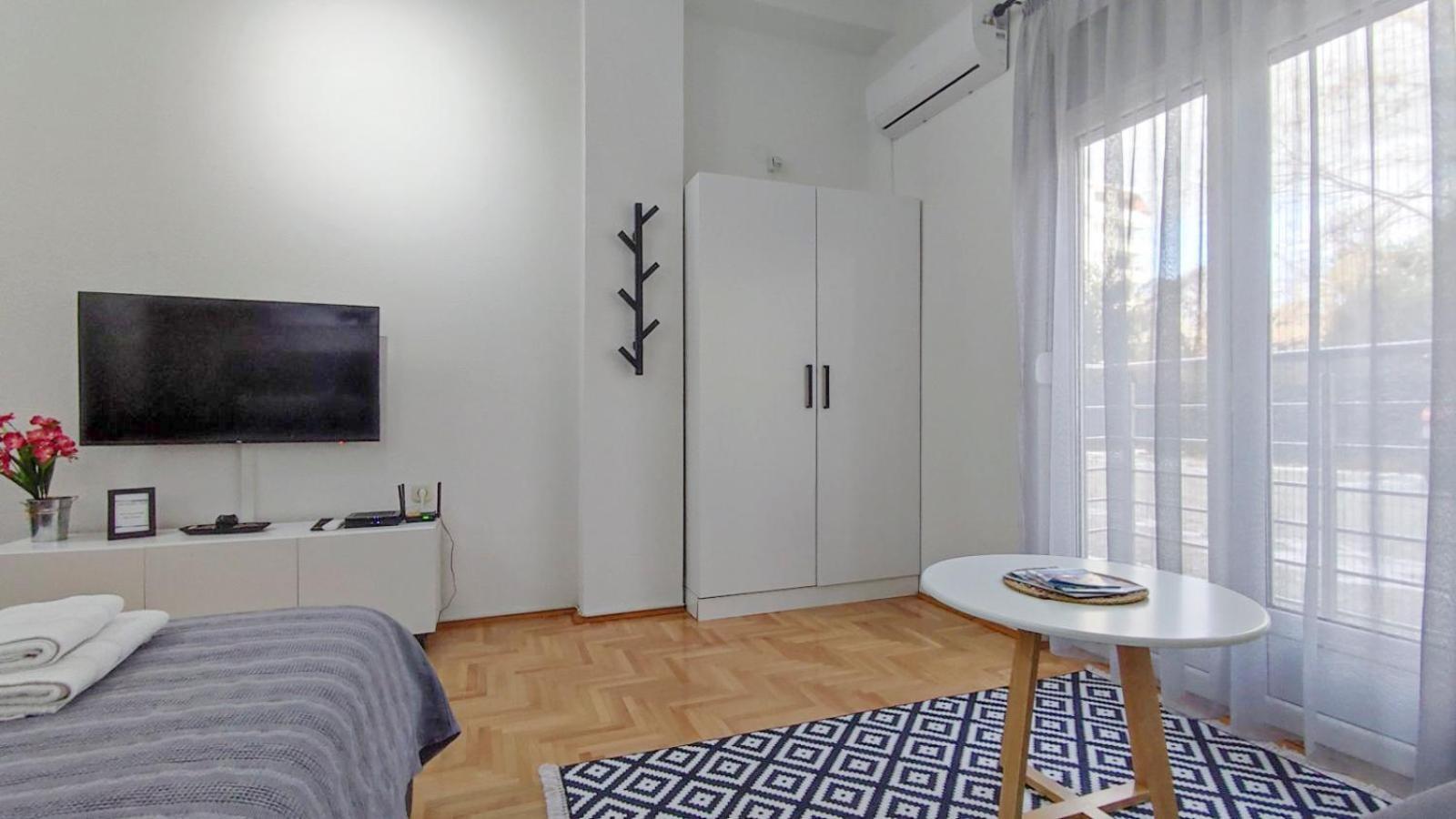 Care'S Studio Ohrid Bagian luar foto